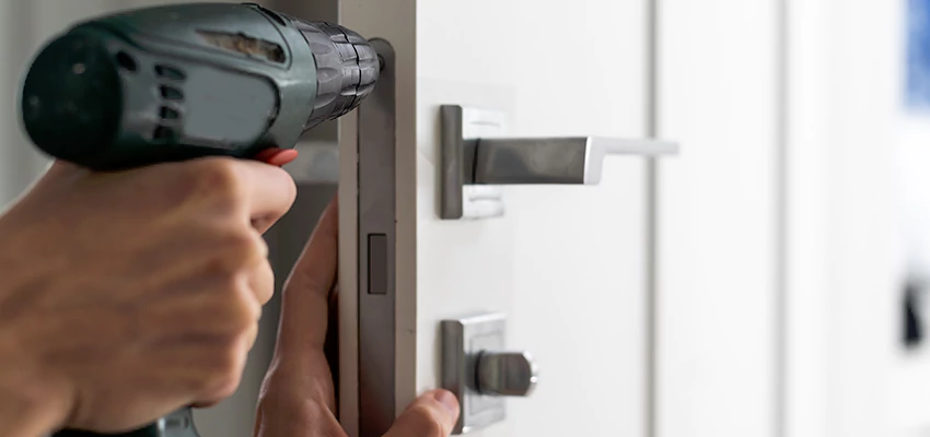 Locksmith For Lock Replacement Near Me in The Villages