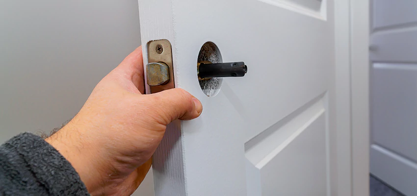 Nighttime Locksmith For Lock Repair in The Villages