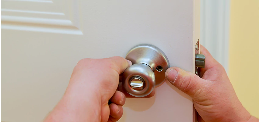 After-hours Locksmith For Lock And Key Installation in The Villages